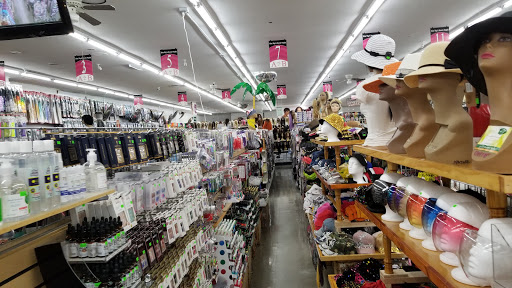 Beauty Supply Store «Elim Wig & Beauty Supply», reviews and photos, 4631 N Broadway St, Chicago, IL 60640, USA