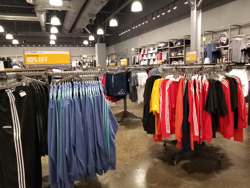 Shoe Store «Adidas», reviews and photos, 447 Great Mall Dr #556, Milpitas, CA 95035, USA