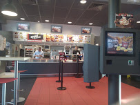 Atmosphère du Restaurant KFC Grenoble St-Martin-D'Hères à Saint-Martin-d'Hères - n°2