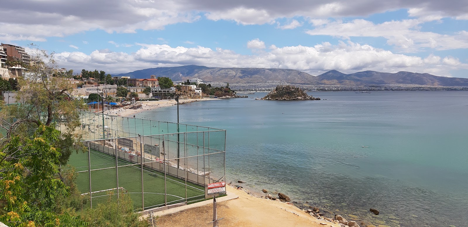 Foto di Votsalakia beach con parzialmente pulito livello di pulizia