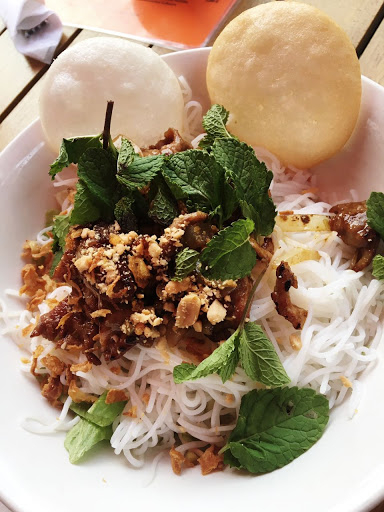 Tônis Vietnamesisches Restaurant