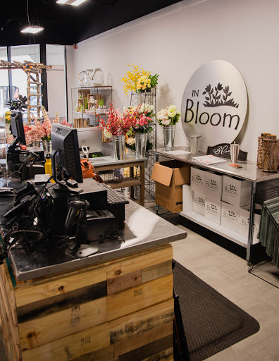 Florist «In Bloom Florist - Heathrow, Florida», reviews and photos, 1210 International Pkwy, Lake Mary, FL 32746, USA