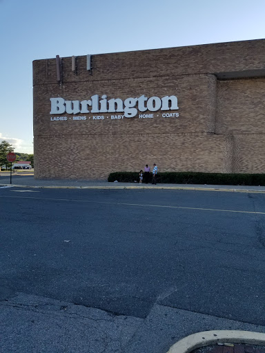 Clothing Store «Burlington Coat Factory», reviews and photos, 24 Wayne Hills Mall, Wayne, NJ 07470, USA