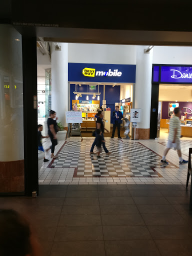 Best Buy Mobile, 2800 N Main St #272, Santa Ana, CA 92705, USA, 
