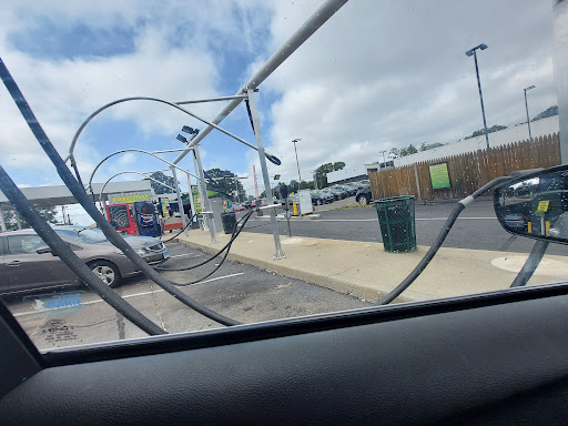 Car Wash «Hamden Wash & Wax», reviews and photos, 210 Skiff St, Hamden, CT 06517, USA