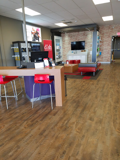 Cell Phone Store «Verizon Authorized Retailer, TCC», reviews and photos, 1870 N State St, North Vernon, IN 47265, USA