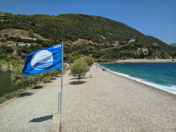 Foto di Blue lake beach - luogo popolare tra gli intenditori del relax