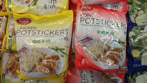 Grocery Store «Grocery Outlet Bargain Market», reviews and photos, 4157 NW U.S. 101 #101, Lincoln City, OR 97367, USA