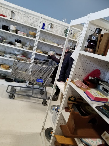 Thrift Store «Goodwill - Blaine: Ulysses Lane NE», reviews and photos