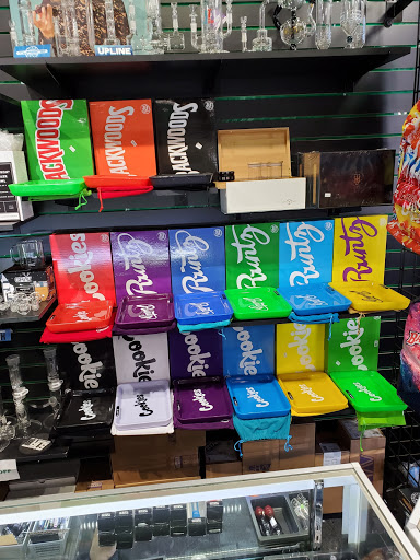 Tobacco Shop «Burn Smoke Shop 2», reviews and photos, 3107 S Shepherd Dr, Houston, TX 77098, USA