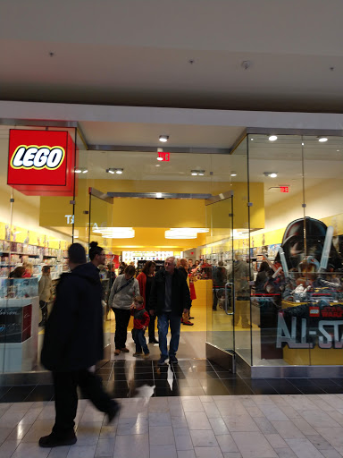 The LEGO® Store Ross Park Mall