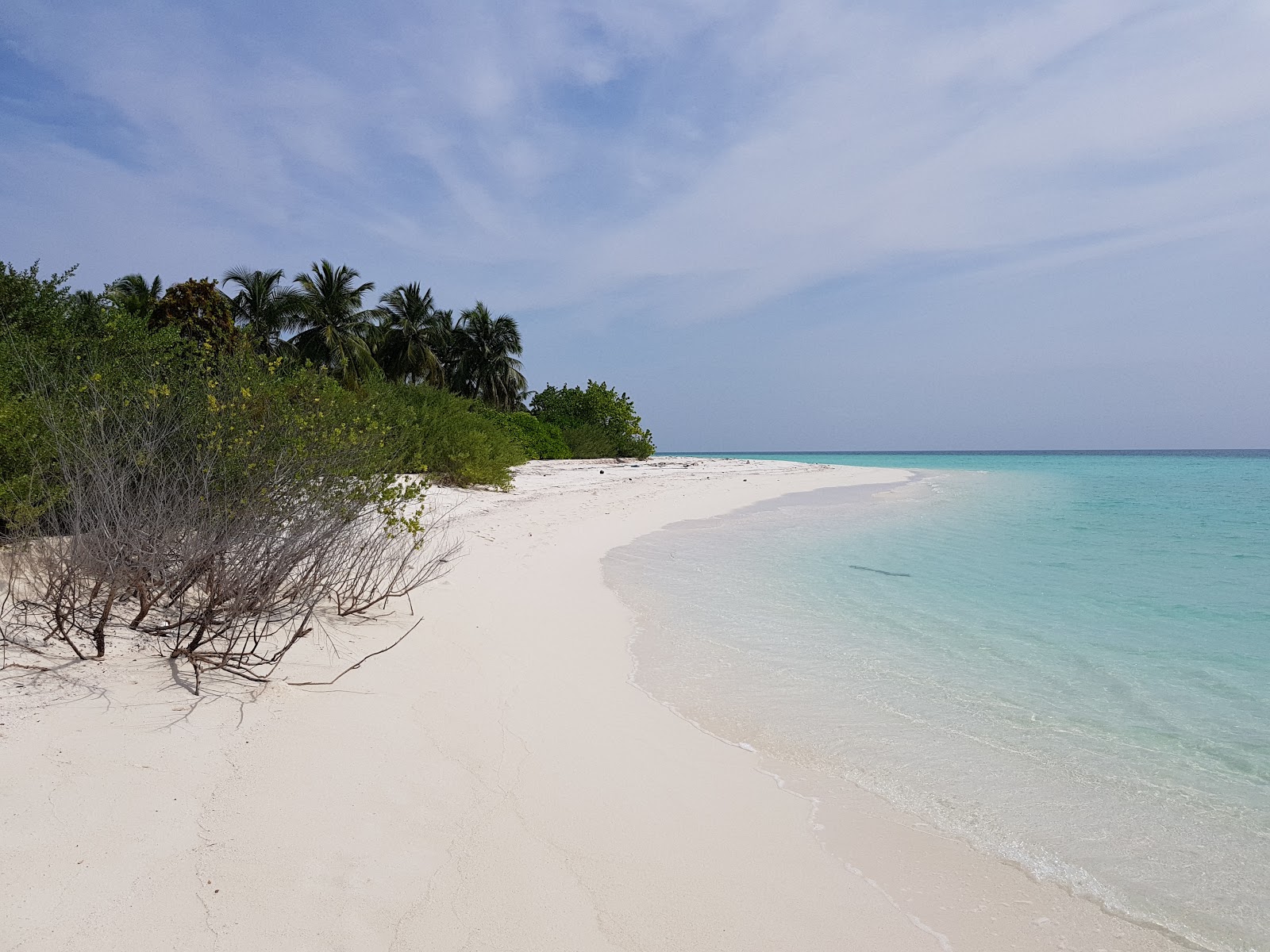 Foto van Himithi Beach met fijne witte zand oppervlakte