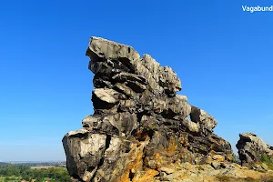 Teufelsmauer Mittelsteine image