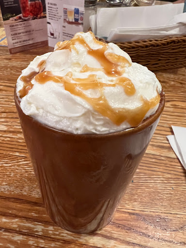 American Restaurant «Cracker Barrel Old Country Store», reviews and photos, 6699 S Semoran Blvd, Orlando, FL 32822, USA