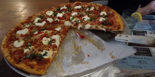 Pizza Restaurant «Hometown Pizza», reviews and photos, 250 West St, Litchfield, CT 06759, USA