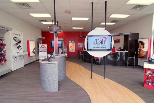 Cell Phone Store «Verizon Authorized Retailer, TCC», reviews and photos, 12019 Business Park Blvd N, Champlin, MN 55316, USA