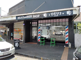 Deus Hair & Barber Shop