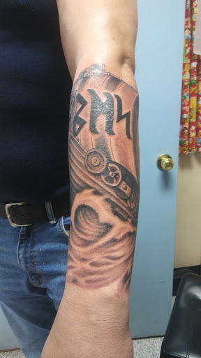 Tattoo Shop «Timeless Tattoo Inc», reviews and photos, 2271 Cheshire Bridge Rd NE, Atlanta, GA 30324, USA