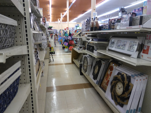 Dollar Store «FAMILY DOLLAR», reviews and photos, 4007 Pelham St, Dearborn Heights, MI 48125, USA