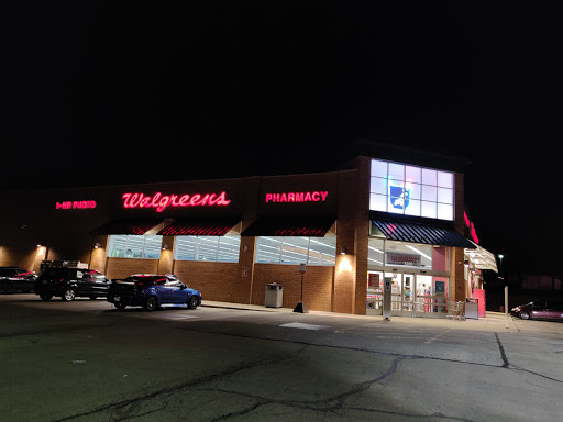 Drug Store «Walgreens», reviews and photos, 1010 Maple Ave, Lisle, IL 60532, USA