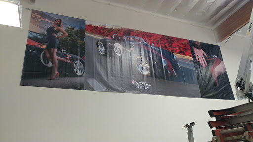 FASTSIGNS image