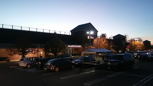 Supermarket «Giant», reviews and photos, 1900 Abbey Rd, Charlottesville, VA 22911, USA