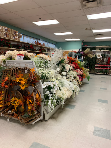 Fabric Store «Jo-Ann Fabrics and Crafts», reviews and photos, 153 E Swedesford Rd, Wayne, PA 19087, USA