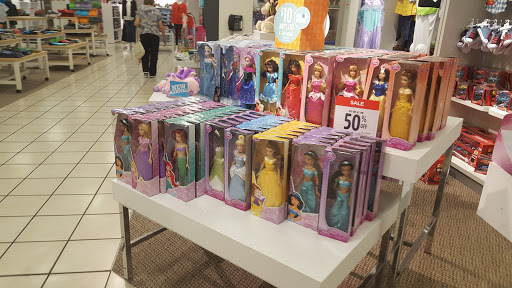 Department Store «JCPenney», reviews and photos, 2940 Commerce Dr, Johnsburg, IL 60051, USA