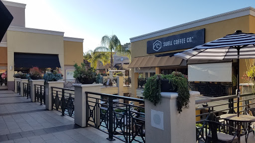 Shopping Mall «Flower Hill Promenade», reviews and photos, 2720 Via De La Valle, Del Mar, CA 92014, USA