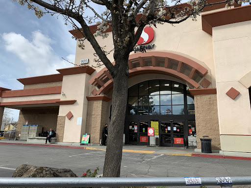 Grocery Store «Safeway», reviews and photos, 905 1st St, Gilroy, CA 95020, USA