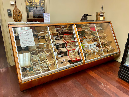 Tobacco Shop «Tobacco Shop LLC», reviews and photos, 89 Pratt St, Hartford, CT 06103, USA