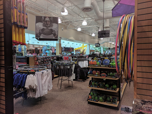 Sporting Goods Store «SCHEELS», reviews and photos, 101 Jordan Creek Pkwy #4000, West Des Moines, IA 50266, USA