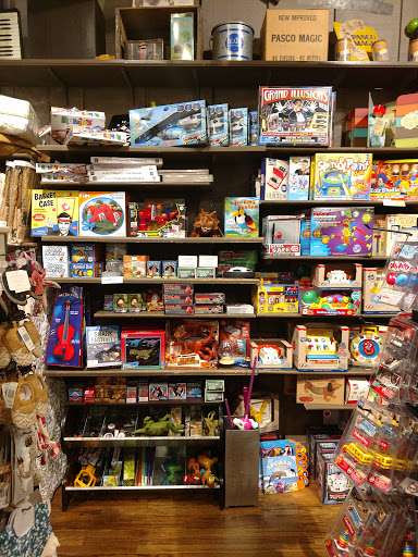 American Restaurant «Cracker Barrel Old Country Store», reviews and photos, 1534 Bear Creek Pike, Columbia, TN 38401, USA