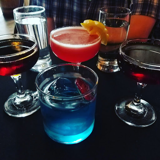 Cocktail bars in Detroit