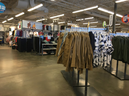 Clothing Store «Old Navy», reviews and photos, 11211 120th Ave, Pleasant Prairie, WI 53158, USA