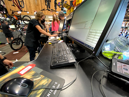 Bicycle Store «Bicycle Centres of Everett», reviews and photos, 4707 Evergreen Way, Everett, WA 98203, USA