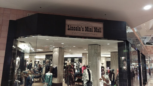 Lincoln's Mini Mall