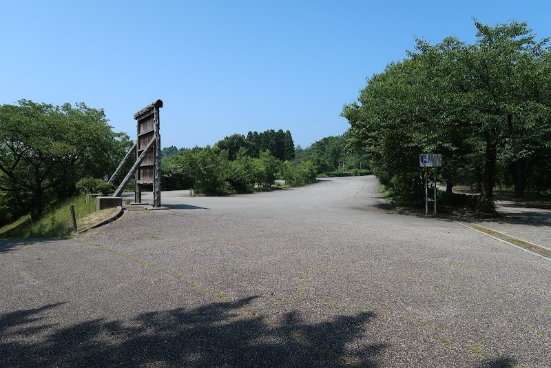 石川県森林公園 駐車場 P2