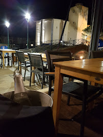 Atmosphère du Restaurant Le Café Télline à Grimaud - n°12