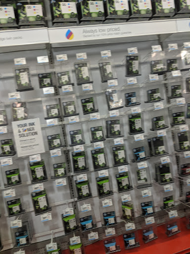 Office Supply Store «Staples», reviews and photos, 613 Washington Blvd, Jersey City, NJ 07310, USA