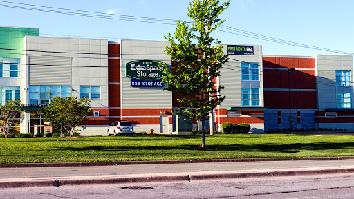 Storage Facility «Extra Space Storage», reviews and photos, 1432 Ogden Ave, Naperville, IL 60563, USA