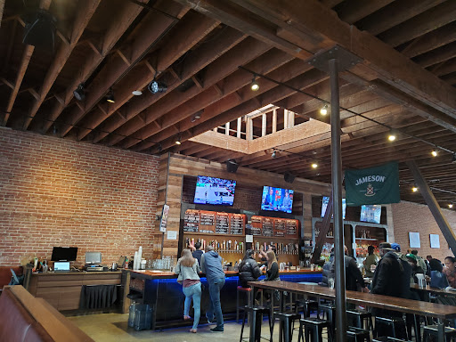 Beer Hall «Cornerstone Craft Beer & Live Music», reviews and photos, 2367 Shattuck Ave, Berkeley, CA 94704, USA