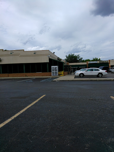 Discount Store «Dollar General», reviews and photos, 12720 W Nine Mile Rd, Oak Park, MI 48237, USA