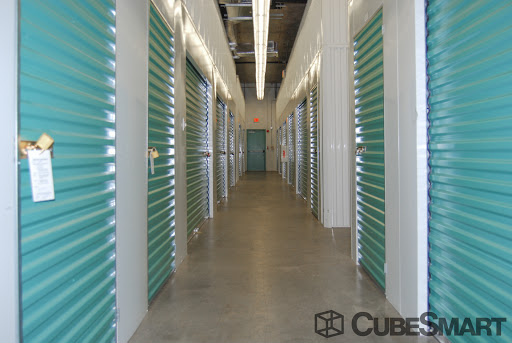 Self-Storage Facility «CubeSmart Self Storage», reviews and photos, 19500 W Dixie Hwy, Aventura, FL 33180, USA