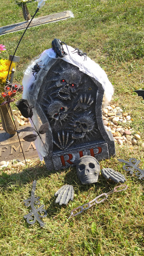 Funeral Home «Floral Hills Memorial Gardens», reviews and photos, 5336 Old Taylor Mill Rd, Taylor Mill, KY 41015, USA