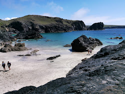 Foto von Kynance Cove mit sehr sauber Sauberkeitsgrad