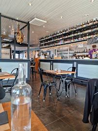 Atmosphère du Restaurant L'Âne Qui Tangue à Rivedoux-Plage - n°12