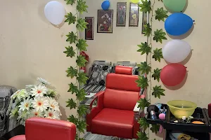 Glamour Beauty Parlour and Training Center image