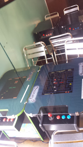 Ice Cream Shop «Cookie Dough Creamery», reviews and photos, 7227 N High St, Worthington, OH 43085, USA