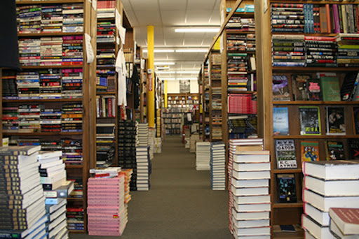 Book Store «Wonder Book and Video», reviews and photos, 607 Dual Hwy, Hagerstown, MD 21740, USA